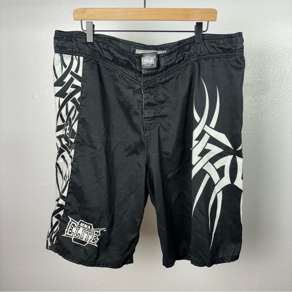 Vintage MMA Elite Board Shorts Men XL 38 - 40 Fighting Grunge Skulls Black Y2K